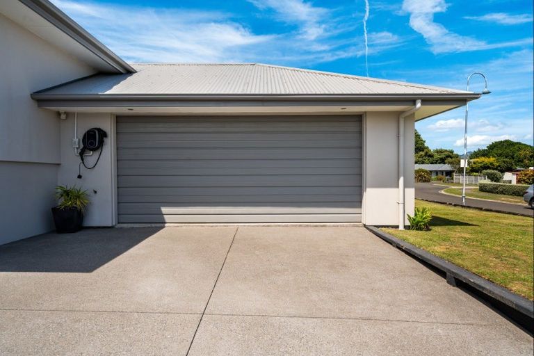 Photo of property in 3 Margaret Alice Close, Whalers Gate, New Plymouth, 4310