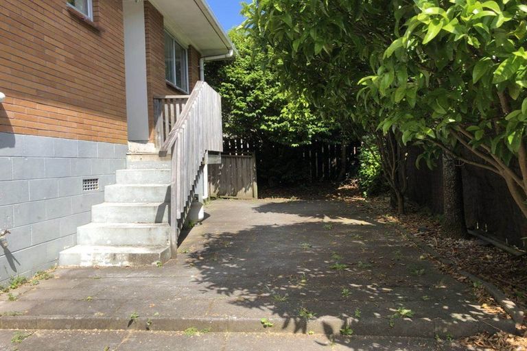 Photo of property in 1/54 Luton Avenue, Sunnyhills, Auckland, 2010