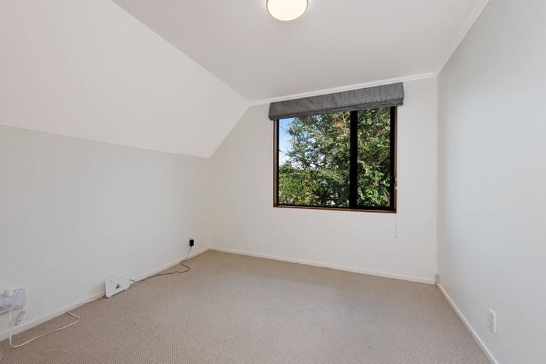 Photo of property in 36a Whites Line West, Woburn, Lower Hutt, 5010