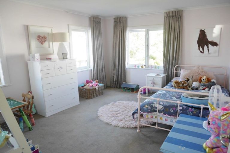 Photo of property in 74 Wai-iti Terrace, Bryndwr, Christchurch, 8052