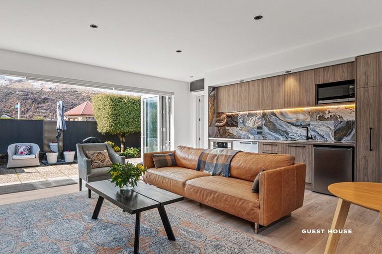 Photo of property in 97 Cotter Avenue, Arrowtown, 9302