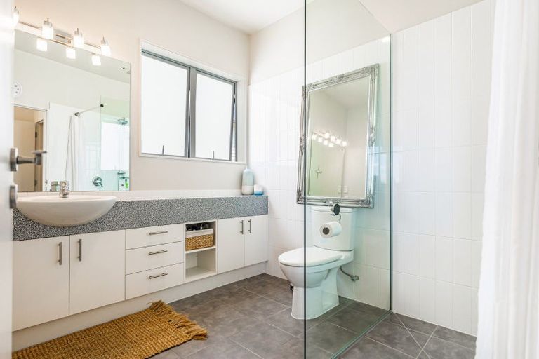 Photo of property in 12 Orne Street, Torbay, Auckland, 0630