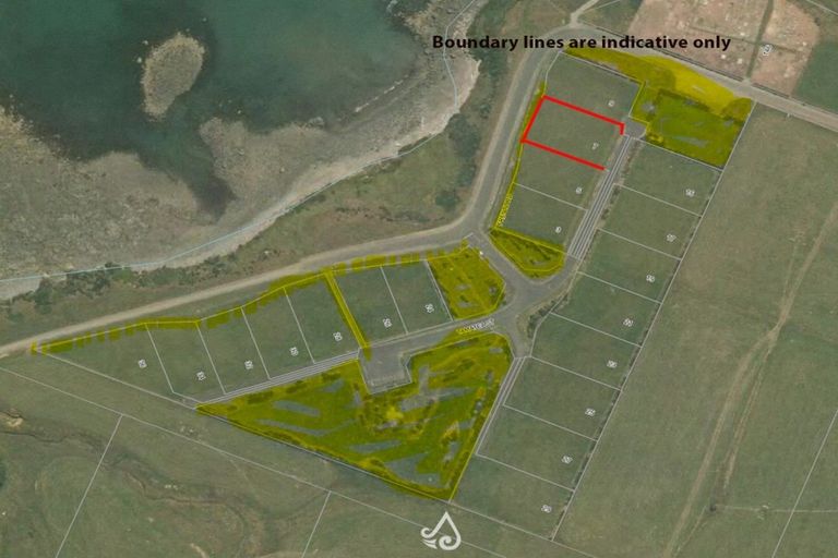 Photo of property in 7 Tamatea Street, Pahia, Riverton, 9881