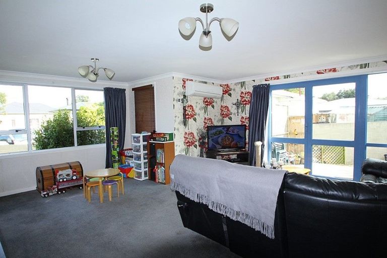 Photo of property in 20 Waverley Street, East Gore, Gore, 9710