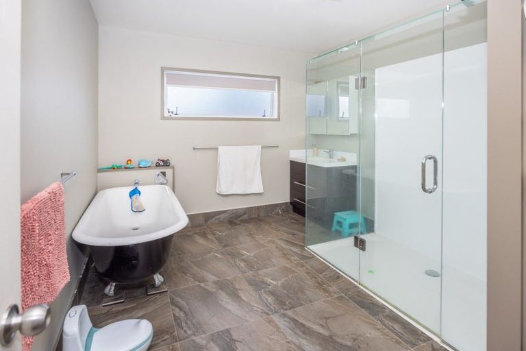 Photo of property in 20 Hartis Avenue, Huntly, 3700