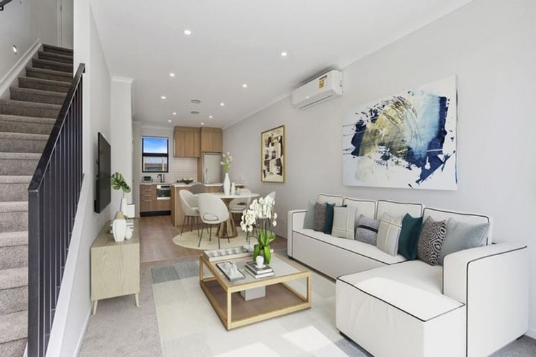 Photo of property in 45 Periko Way, Takanini, 2112