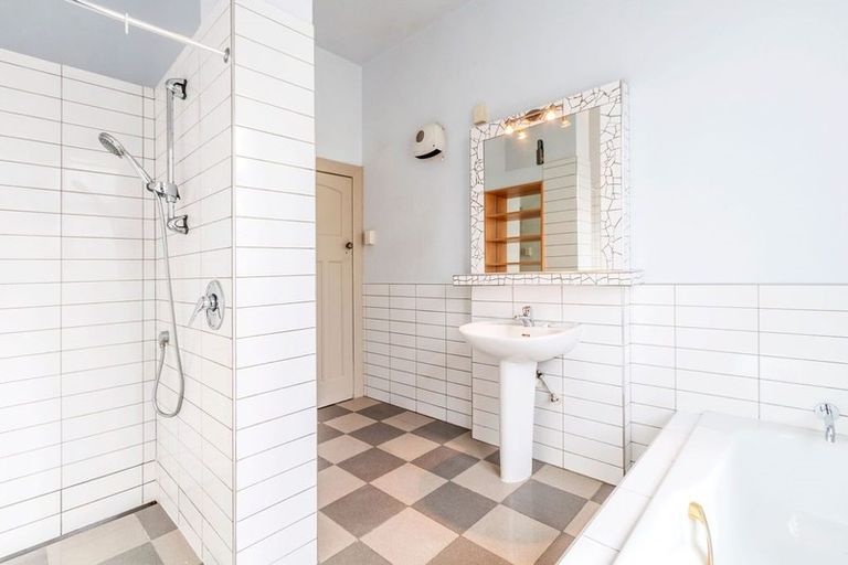 Photo of property in 19 Newcastle Street, Phillipstown, Christchurch, 8011