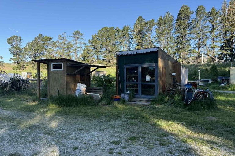 Photo of property in 633 Ardgour Road, Tarras, Cromwell, 9383