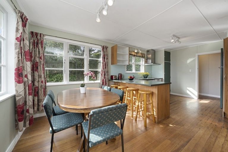 Photo of property in 21a Huanui Street, Ranui, Porirua, 5024