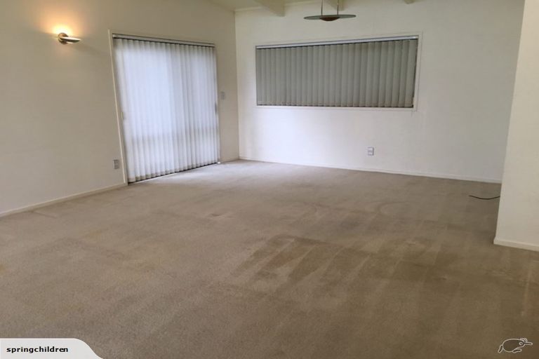 Photo of property in 86 Hattaway Avenue, Bucklands Beach, Auckland, 2012