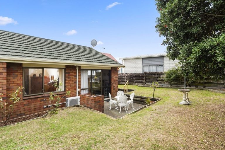 Photo of property in 2/6 Solway Place, Mount Maunganui, 3116