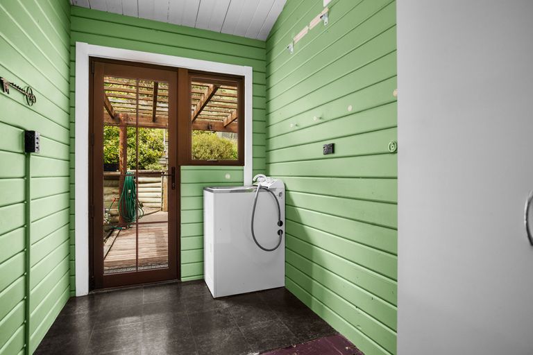 Photo of property in 26 Shields Street, Clyde, 9330