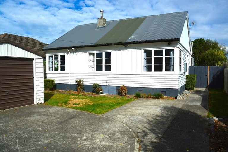 Photo of property in 175 Aorangi Road, Bryndwr, Christchurch, 8053