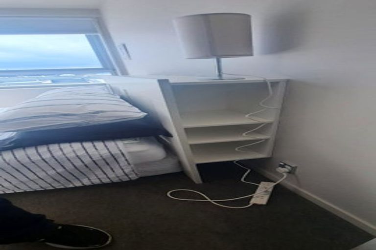 Photo of property in Monument Apartments, 9h/245 Wakefield Street, Te Aro, Wellington, 6011