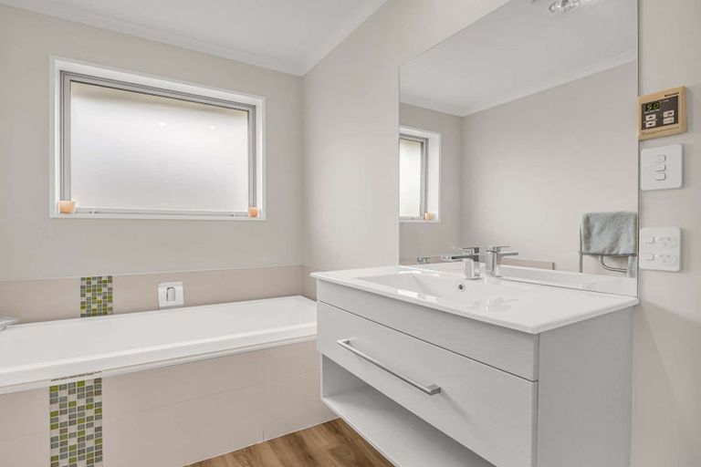 Photo of property in 13 Hungerford Drive, Rolleston, 7615