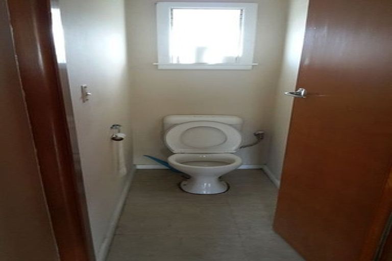 Photo of property in 1/10 Maidstone Road, Ilam, Christchurch, 8041