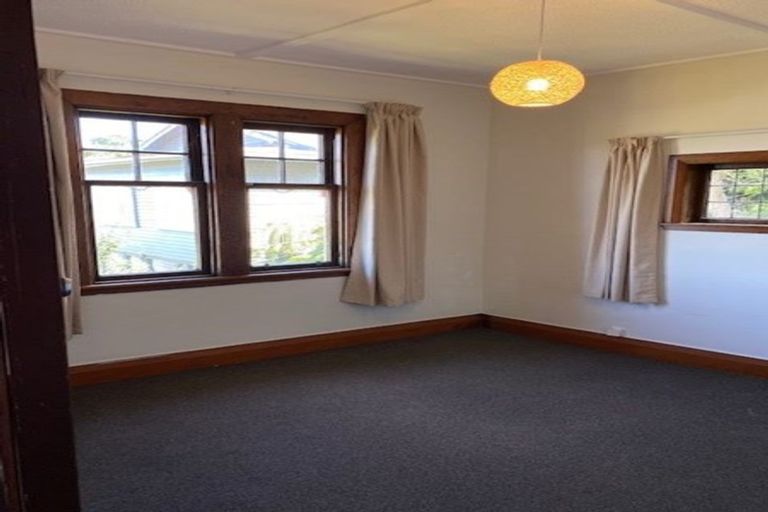 Photo of property in 17 Rakau Road, Hataitai, Wellington, 6021