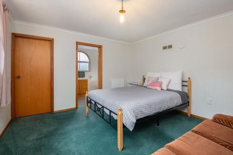 Photo of property in 102 Wakari Road, Helensburgh, Dunedin, 9010