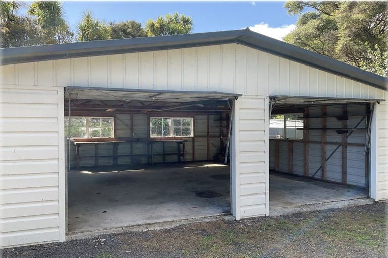 Photo of property in 528a Thames Coast Sh25 Road, Te Puru, Thames, 3575