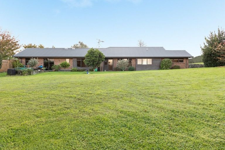 Photo of property in 8 Bradley Avenue, Pyes Pa, Tauranga, 3112