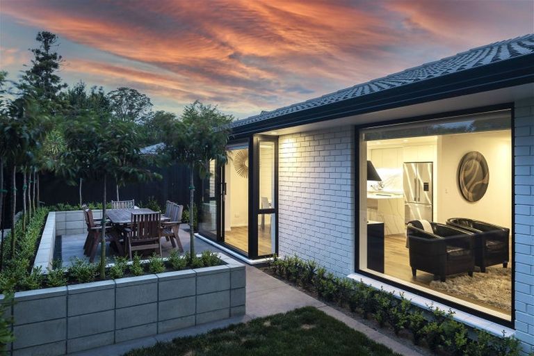 Photo of property in 78a Glandovey Road, Fendalton, Christchurch, 8052