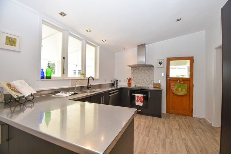 Photo of property in 144 Kent Street, Carterton, 5713