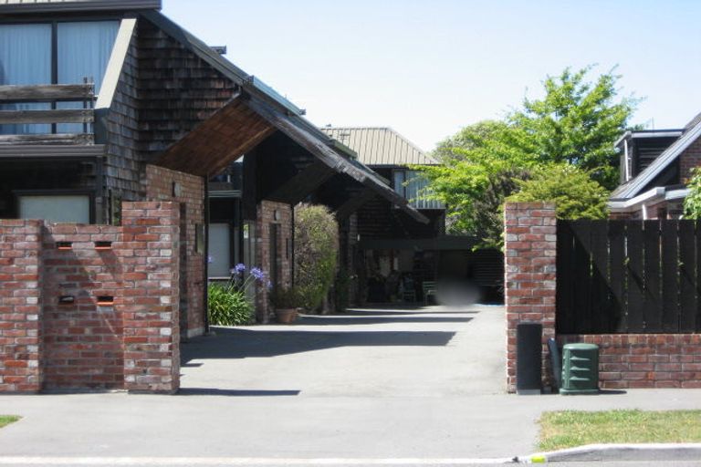 Photo of property in 1/68 Merivale Lane, Merivale, Christchurch, 8014