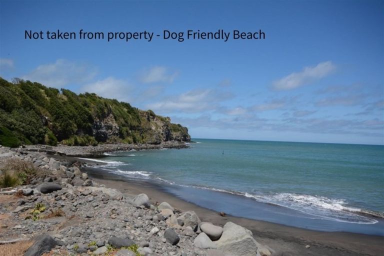 Photo of property in 33 Dorset Street, Opunake, 4616