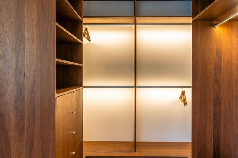 Photo of property in 23 Muritai Road, Milford, Auckland, 0620