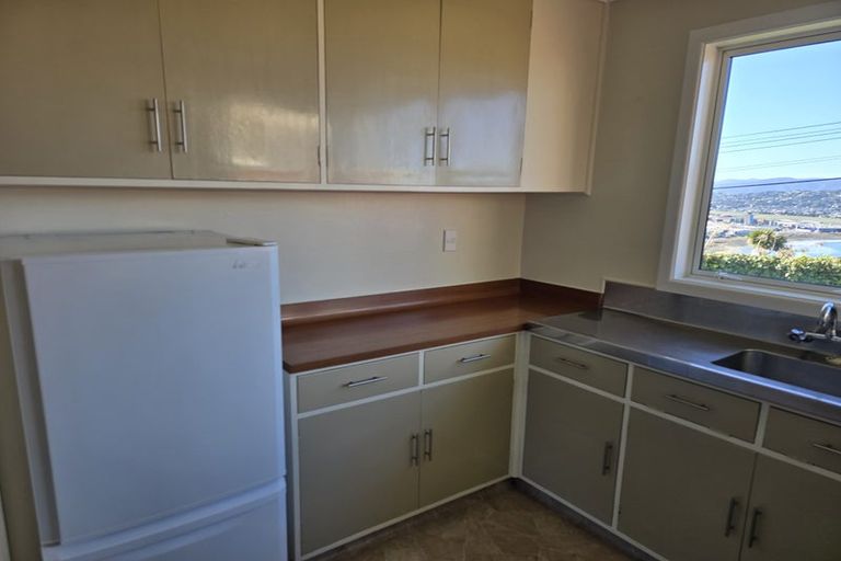 Photo of property in 2 View Road, Houghton Bay, Wellington, 6023