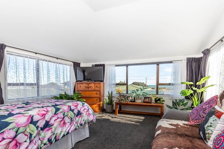 Photo of property in 14 Loris Place, Karoro, Greymouth, 7805