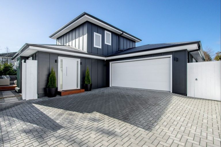 Photo of property in 121a Te Mata Road, Havelock North, 4130