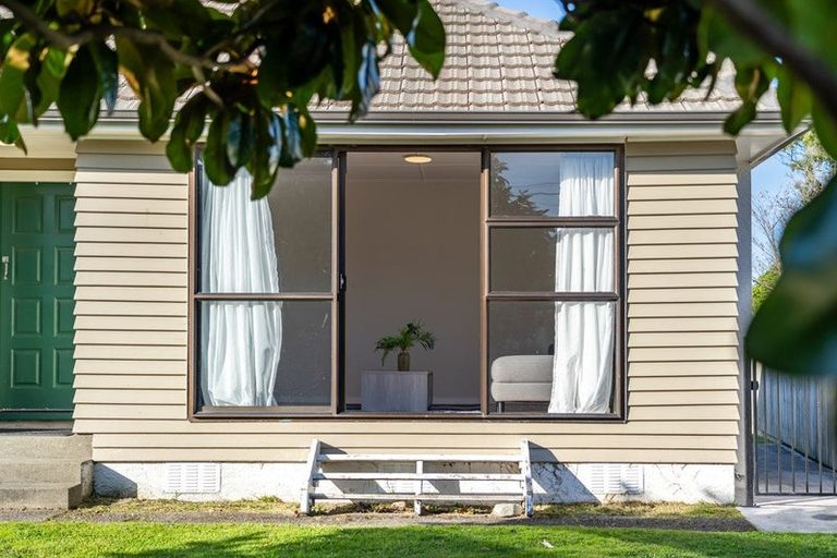 Photo of property in 19 Sheridan Crescent, Trentham, Upper Hutt, 5018