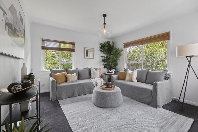 Photo of property in 475a Saint Aubyn Street, Moturoa, New Plymouth, 4310