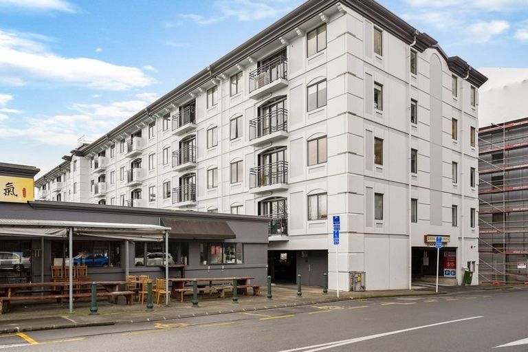 Photo of property in 2c/160 Symonds Street, Eden Terrace, Auckland, 1010