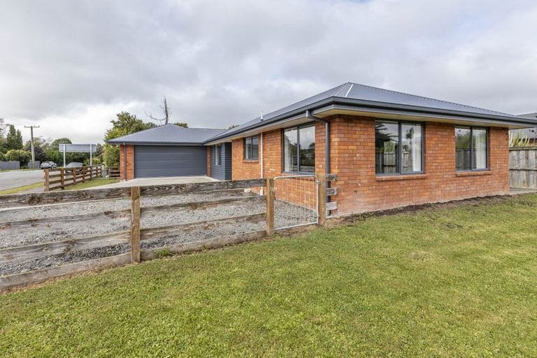 Photo of property in 149 High Street, Oxford, 7430