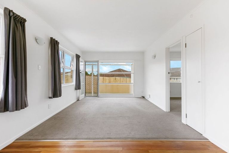 Photo of property in 2/33 Malone Road, Mount Wellington, Auckland, 1060