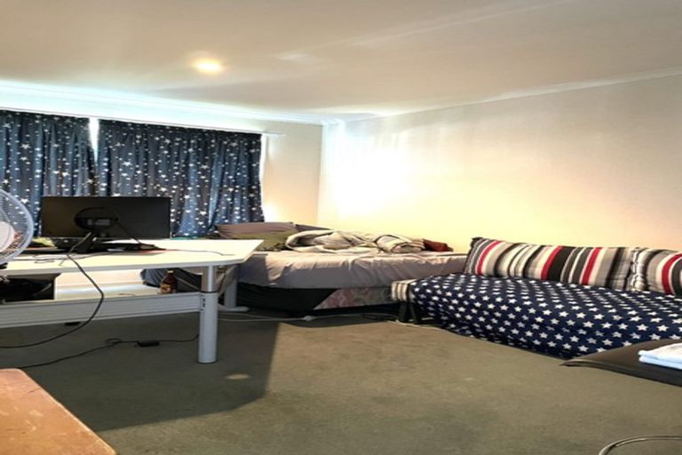 Photo of property in 14 George Street, Waiuku, 2123