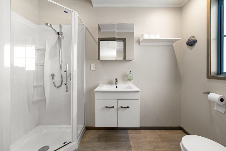 Photo of property in 5 Pipi Dune, Whitianga, 3510