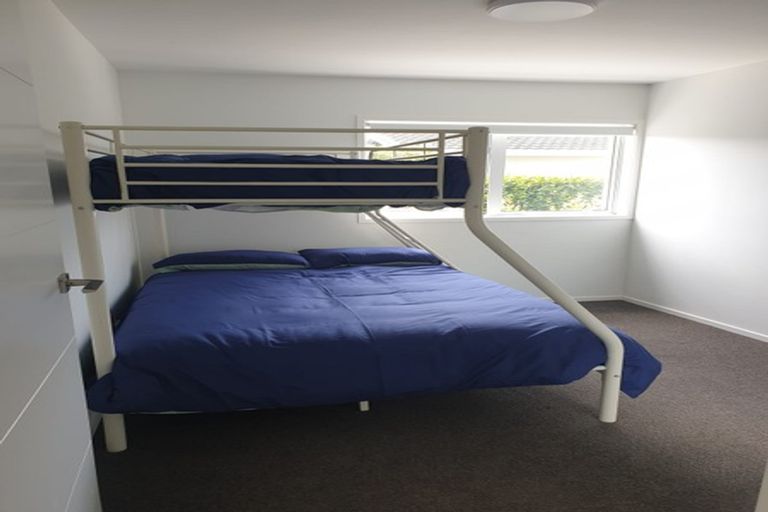 Photo of property in 43 Rosario Crescent, Red Beach, 0932