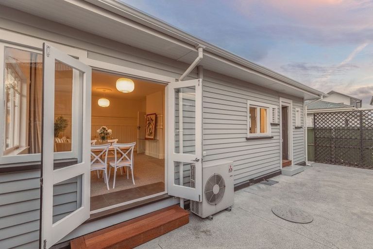 Photo of property in 8 Freyberg Avenue, Riccarton, Christchurch, 8011