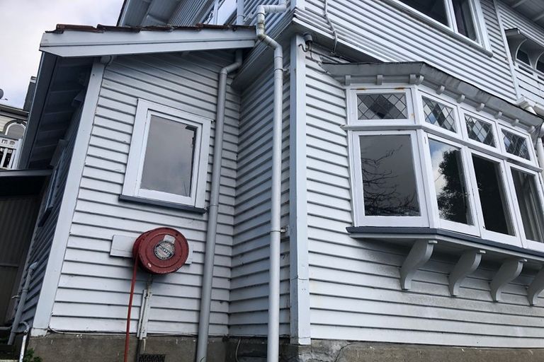 Photo of property in Carillion/the Knoll, 33 Thompson Street, Mount Cook, Wellington, 6011