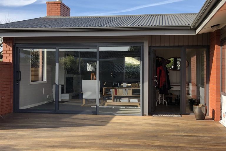 Photo of property in 20 Toorak Avenue, Avonhead, Christchurch, 8042