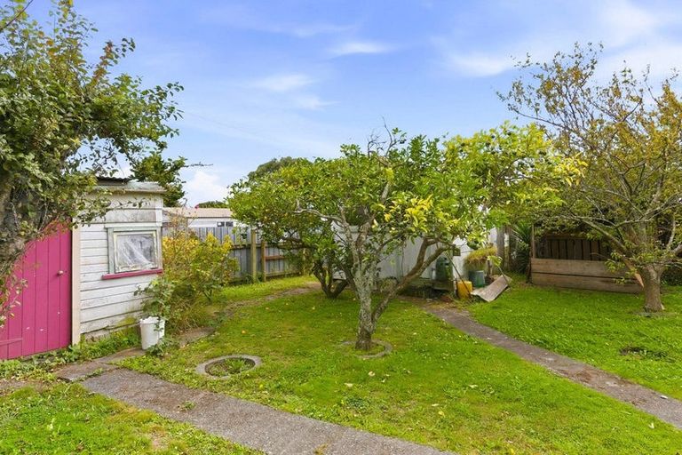 Photo of property in 77 Aotaki Street, Otaki, 5512