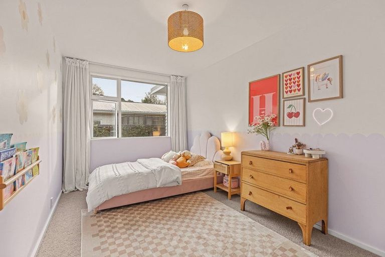 Photo of property in 3 Leonard Place, Saint Martins, Christchurch, 8022