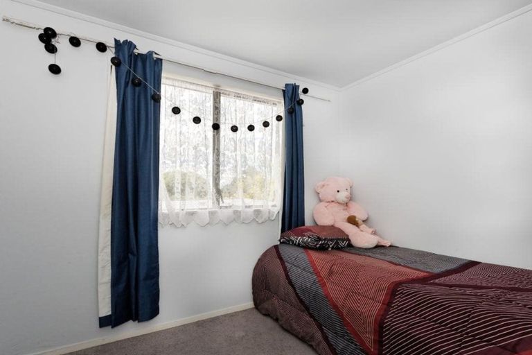 Photo of property in 277 Triangle Road, Massey, Auckland, 0614