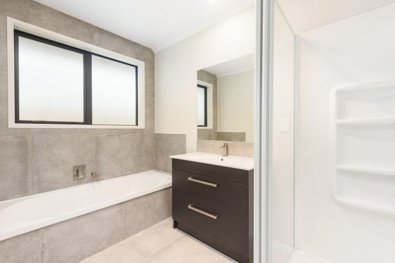 Photo of property in 39 Hanlow Place, Pyes Pa, Tauranga, 3112