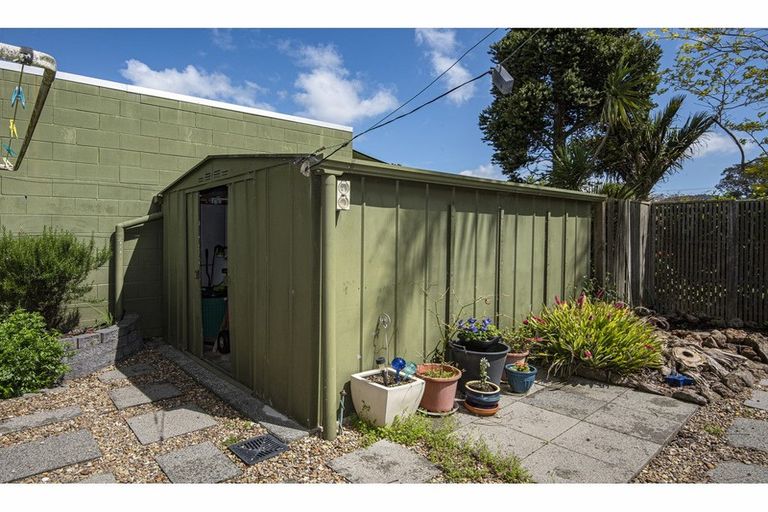 Photo of property in 1 Clarkson Crescent, Maunu, Whangarei, 0110