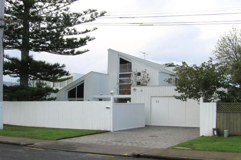 Photo of property in 1/58 Clovelly Road, Bucklands Beach, Auckland, 2012