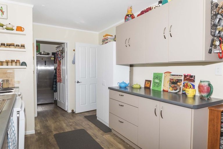 Photo of property in 268 Smith Road, Dannevirke, 4978